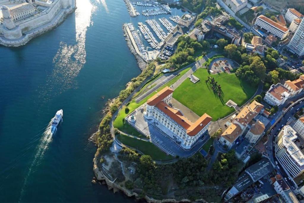 T2 47M2 Avec Terrasse - Proche Gare Marseille Apartment Екстериор снимка